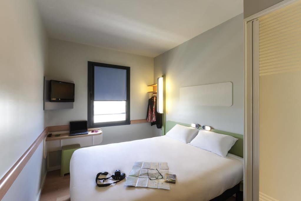 Ibis Budget Bordeaux Centre Bastide Bordéus Exterior foto